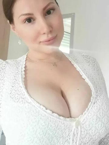 Джулия Секретарша